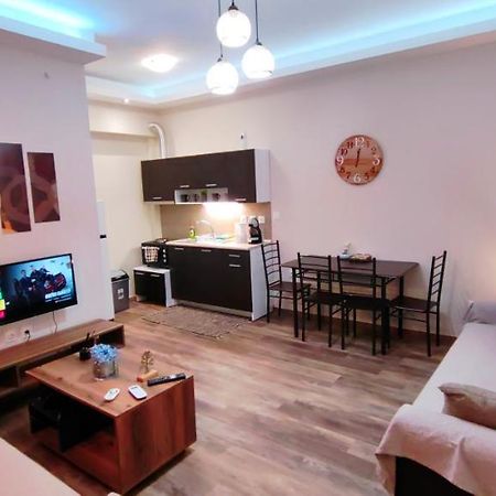 Theo Apartments 3 Artemida  Luaran gambar