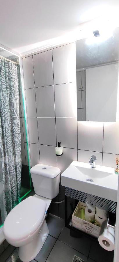 Theo Apartments 3 Artemida  Luaran gambar